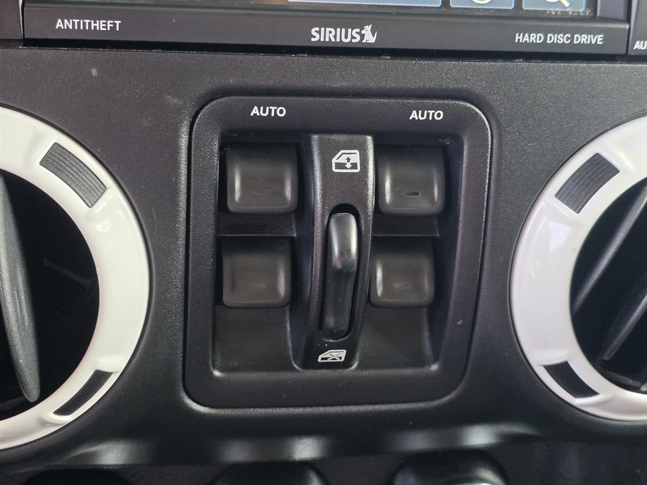 Jeep Wrangler Unlimited Sahara 4WD 2015