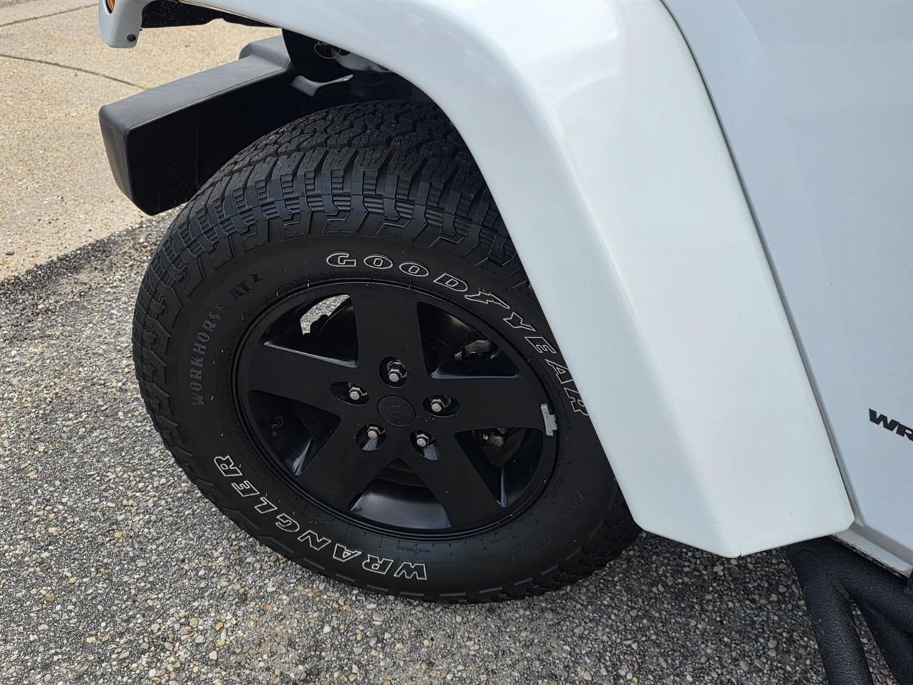Jeep Wrangler Unlimited Sahara 4WD 2015