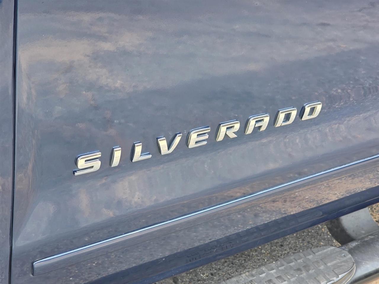 Chevrolet Silverado 1500 LT Double Cab 2WD 2017