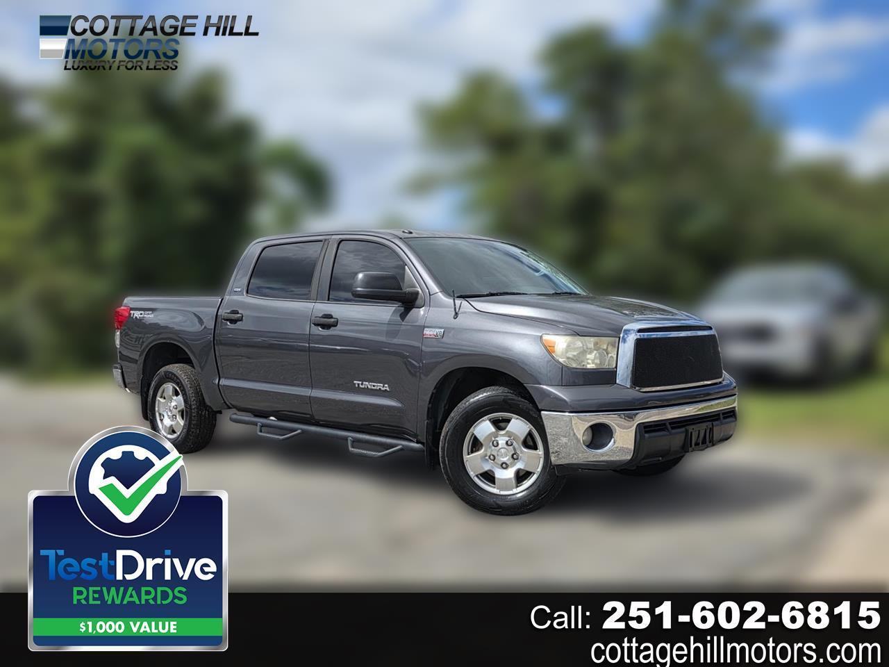 Toyota Tundra Tundra-Grade CrewMax 5.7L 2WD 2011