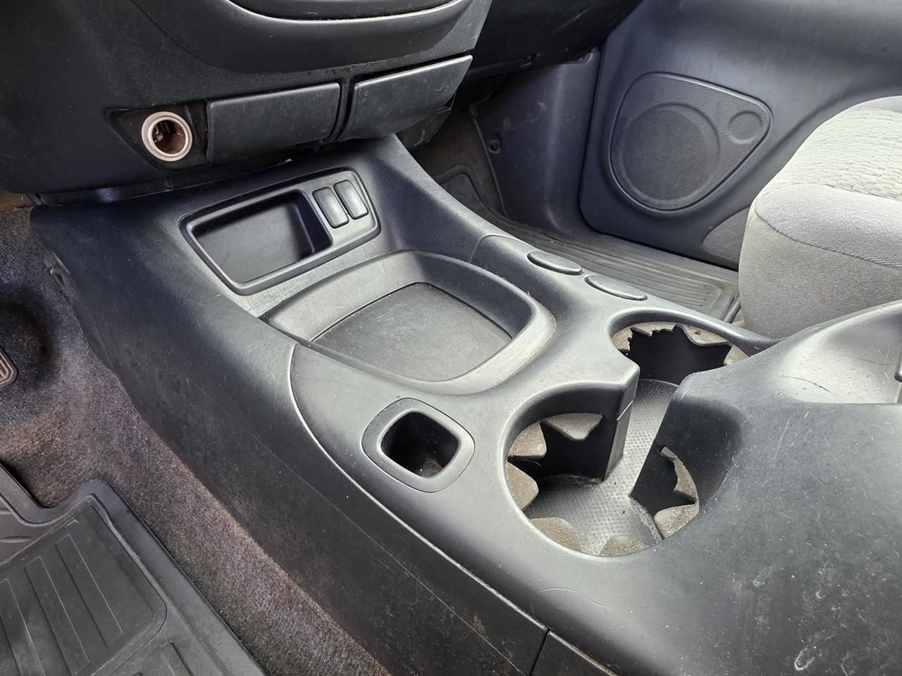 Toyota Tundra SR5 Double Cab 2WD 2005
