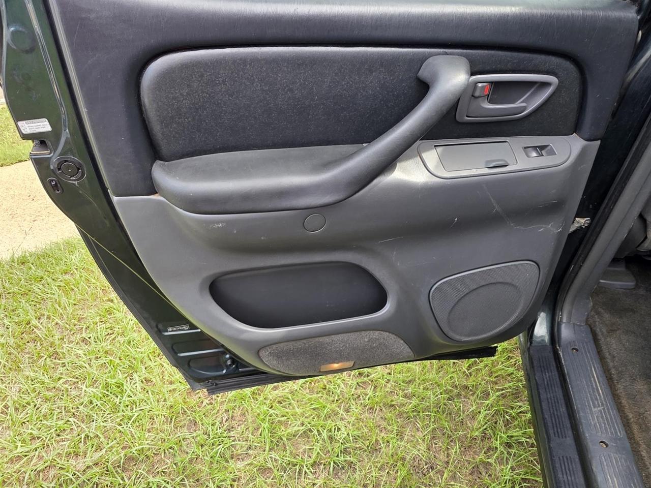 Toyota Tundra SR5 Double Cab 2WD 2005