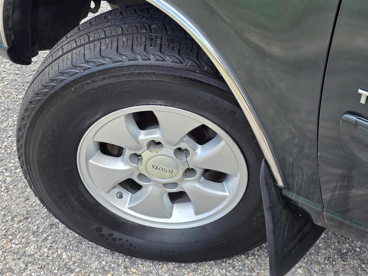 Toyota Tundra SR5 Double Cab 2WD 2005
