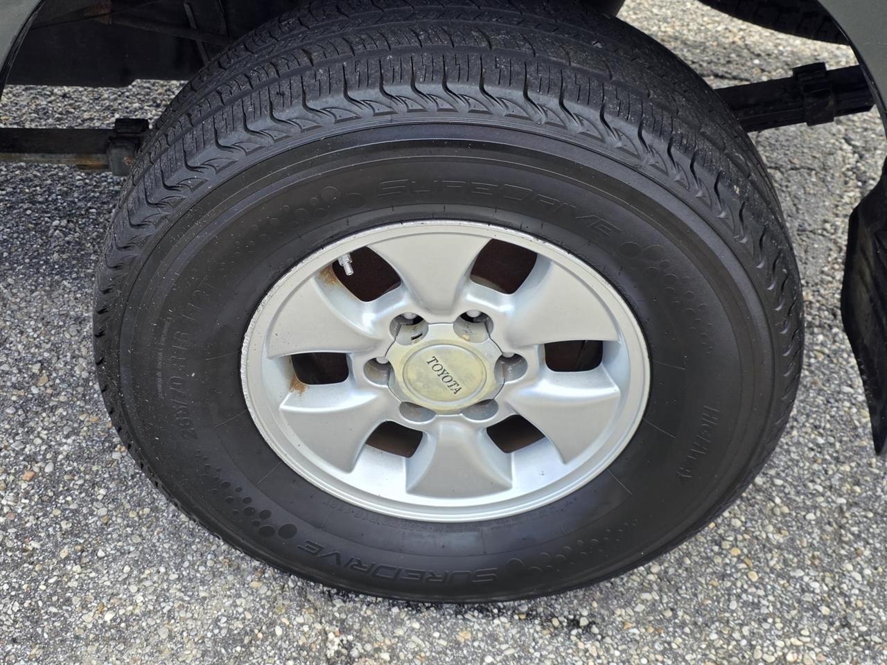 Toyota Tundra SR5 Double Cab 2WD 2005