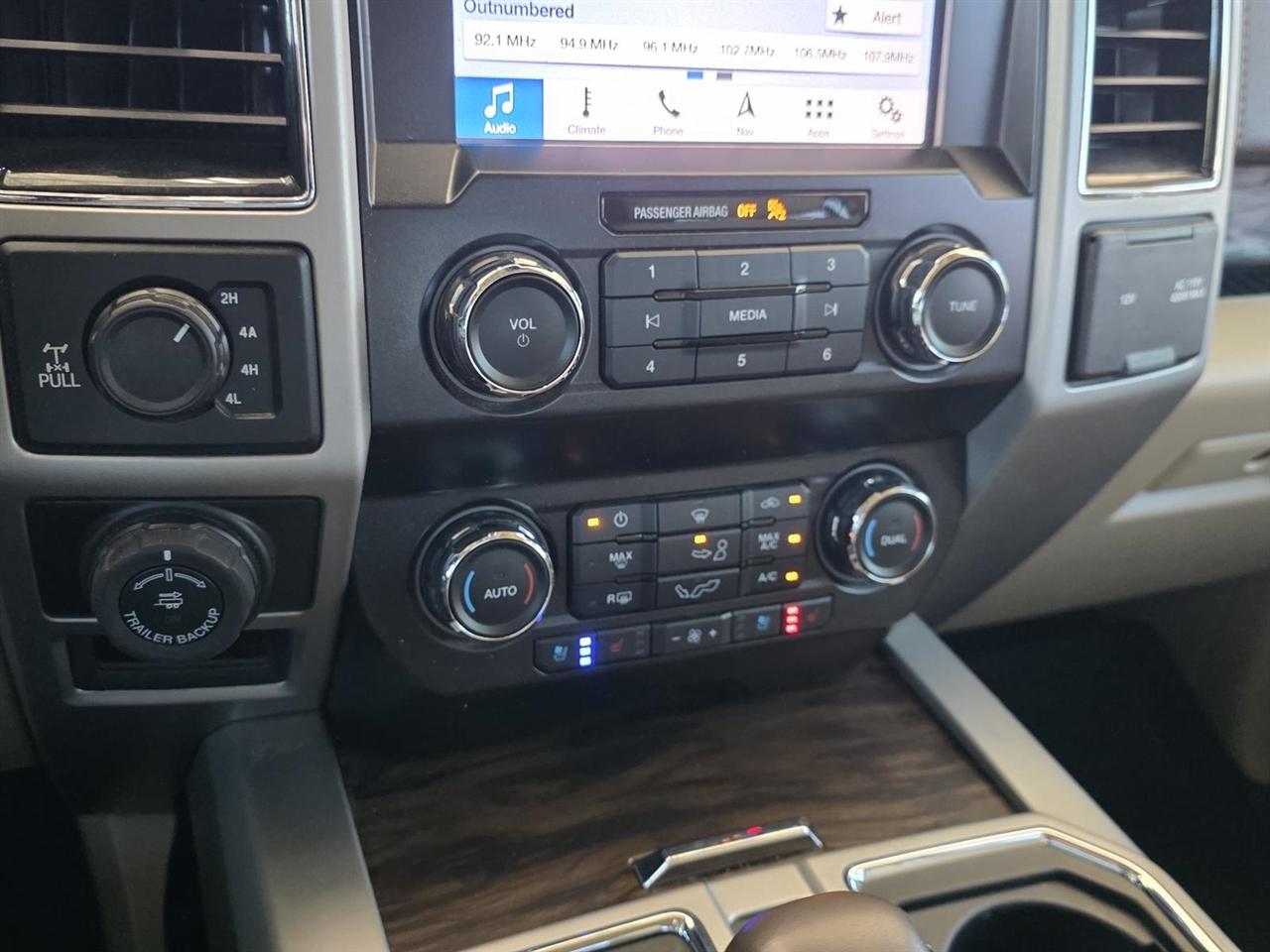 Ford F-150 XL SuperCrew 5.5-ft. Bed 4WD 2019