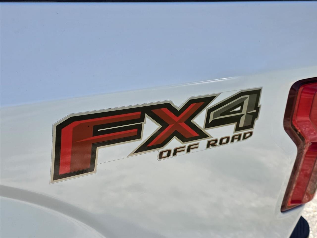 Ford F-150 XL SuperCrew 5.5-ft. Bed 4WD 2019