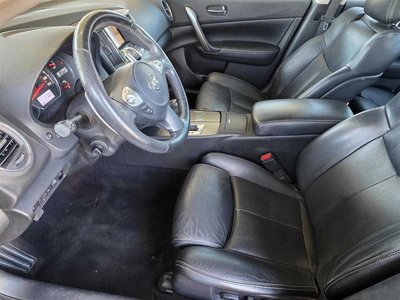 Nissan Maxima SV 2014