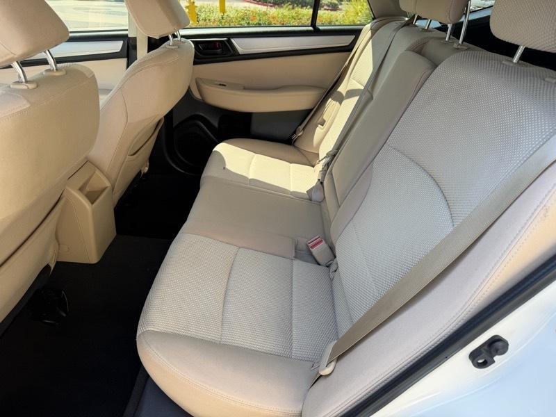 Subaru Outback 2.5i 2016