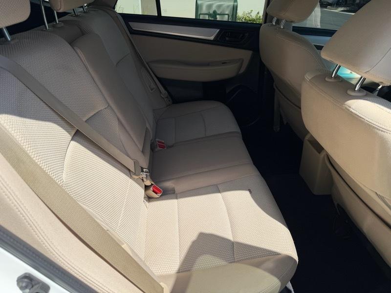 Subaru Outback 2.5i 2016