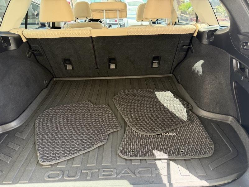 Subaru Outback 2.5i 2016