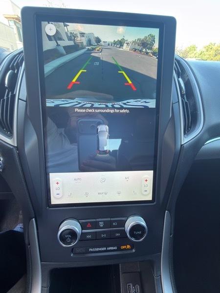 2022 Ford Edge SEL - Photo 18