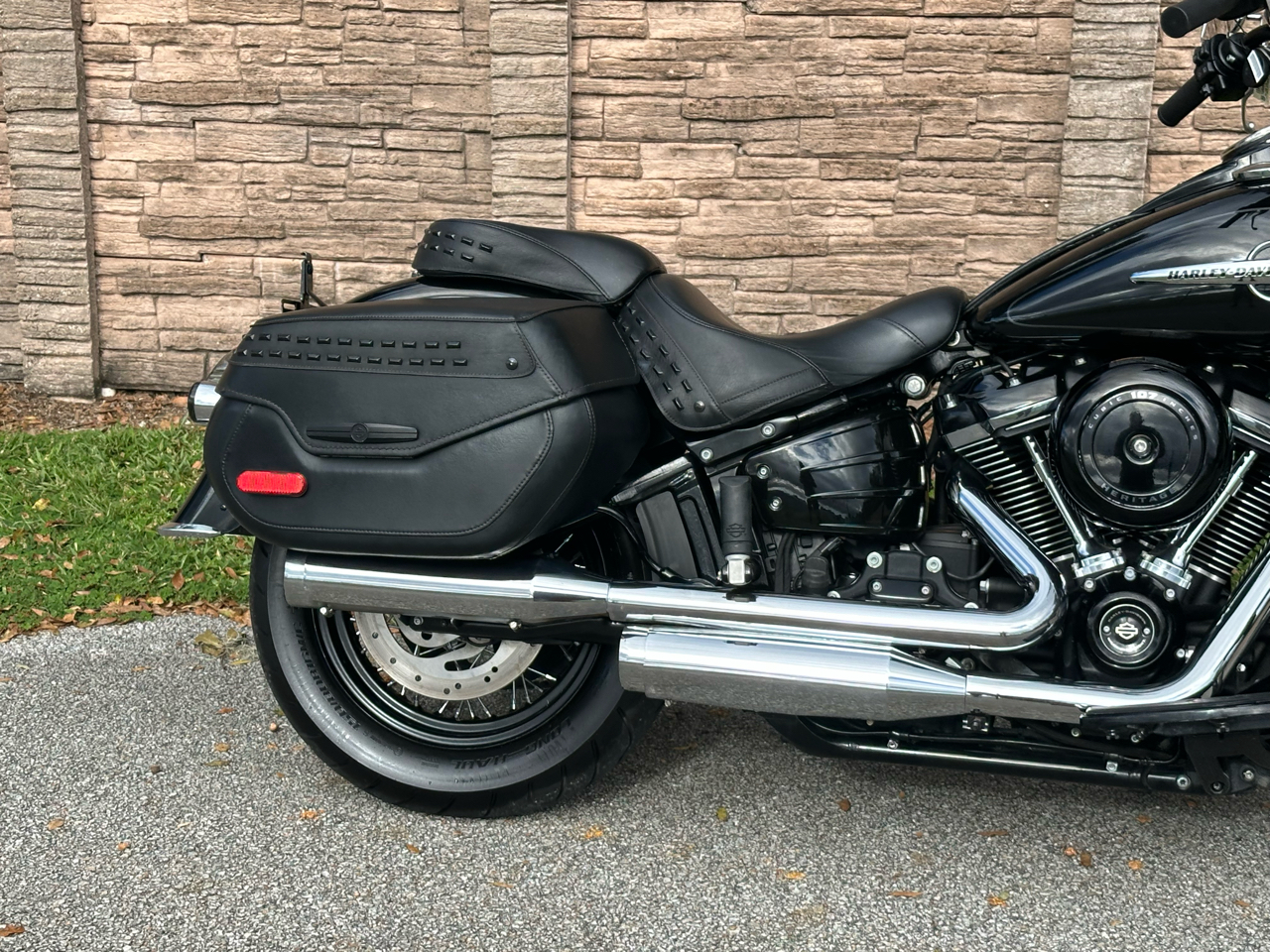 Harley-Davidson FLHC Heritage Classic  2018 Harley-Davidson FLHC Heritage Classic  2018