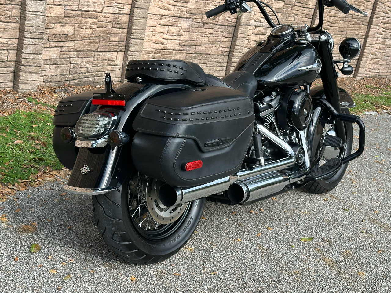 Harley-Davidson FLHC Heritage Classic  2018 Harley-Davidson FLHC Heritage Classic  2018