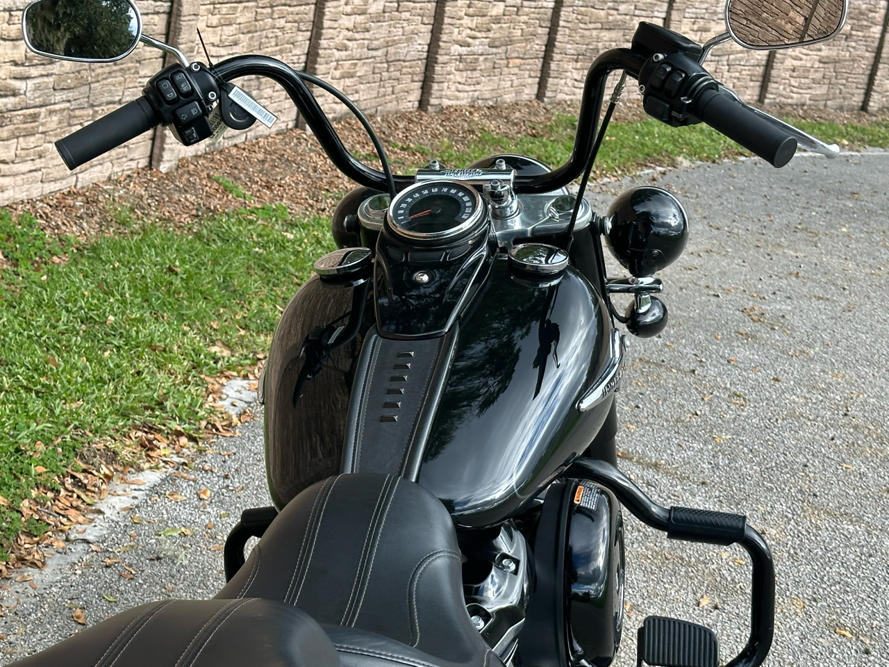 Harley-Davidson FLHC Heritage Classic  2018 Harley-Davidson FLHC Heritage Classic  2018