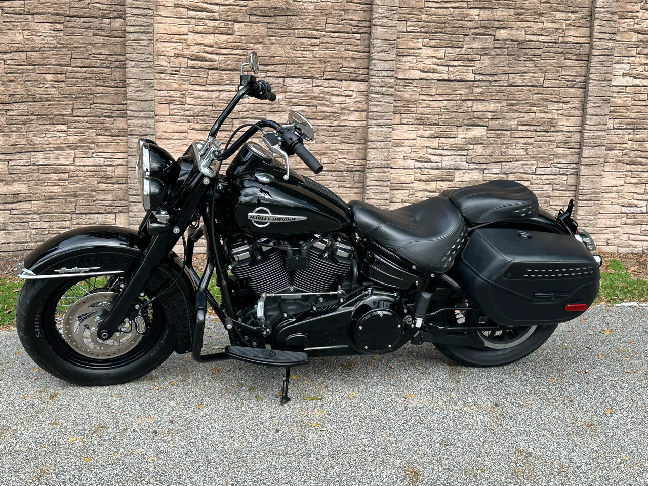 Harley-Davidson FLHC Heritage Classic  2018 Harley-Davidson FLHC Heritage Classic  2018