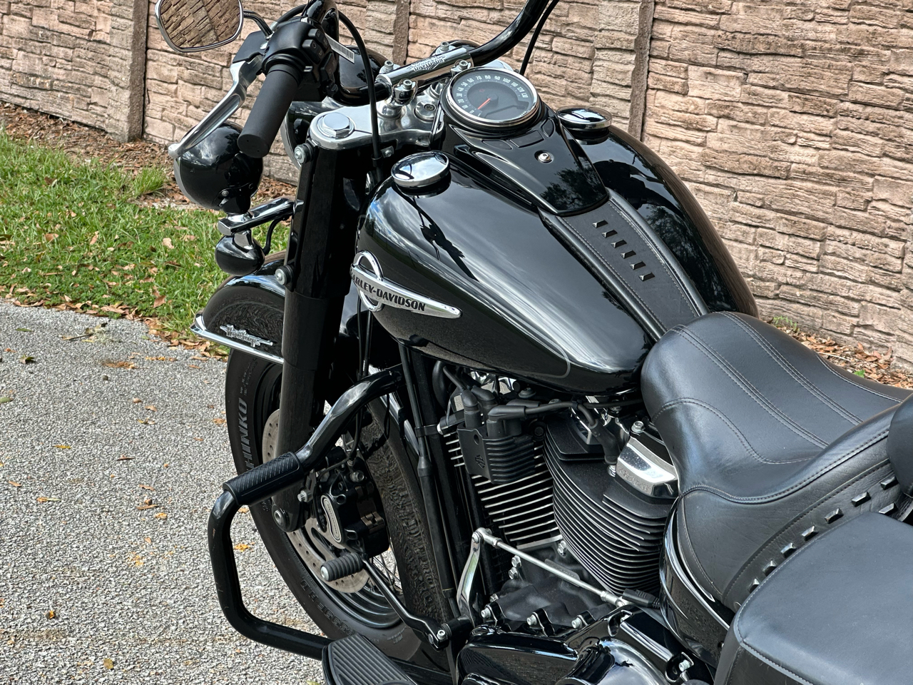 Harley-Davidson FLHC Heritage Classic  2018 Harley-Davidson FLHC Heritage Classic  2018