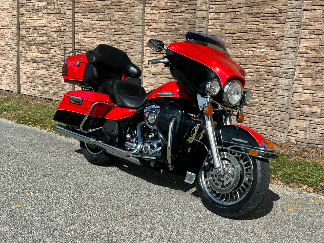 Harley-Davidson FLHTK  2010 Harley-Davidson FLHTK  2010