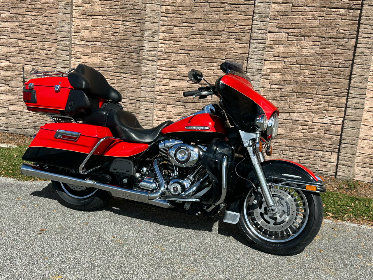 Harley-Davidson FLHTK  2010 Harley-Davidson FLHTK  2010