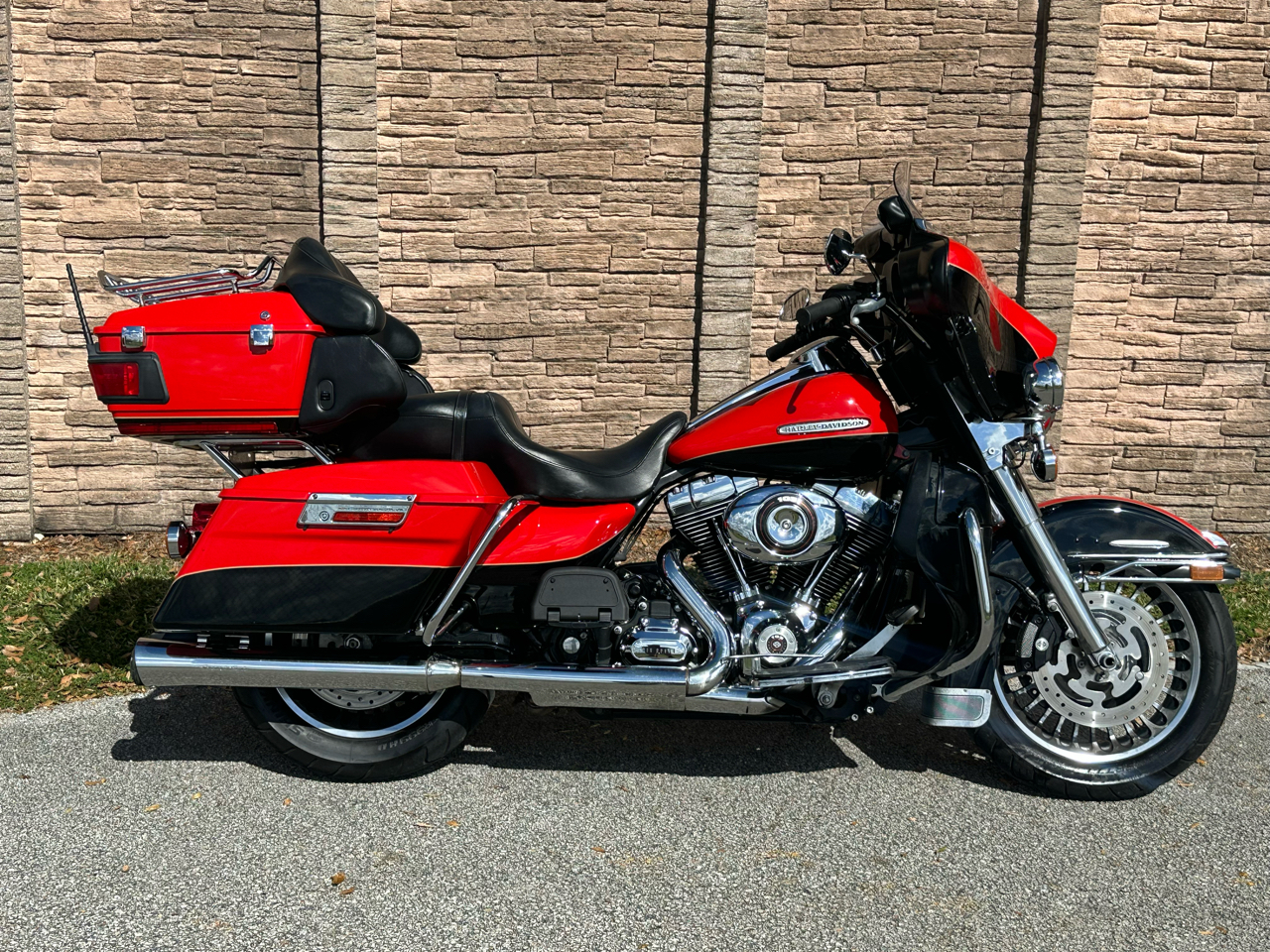 Harley-Davidson FLHTK  2010 Harley-Davidson FLHTK  2010