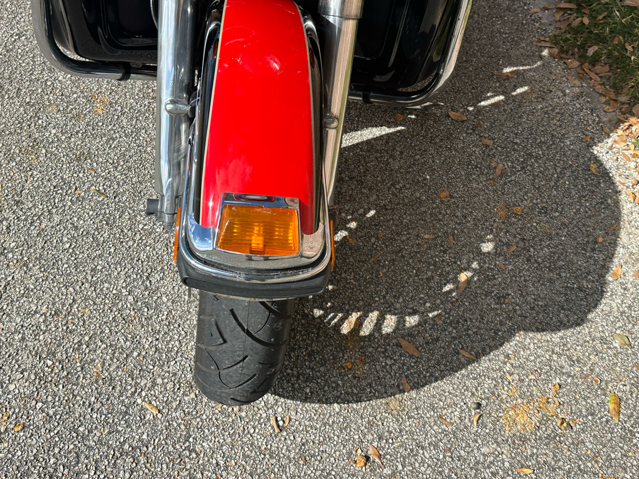 Harley-Davidson FLHTK  2010 Harley-Davidson FLHTK  2010