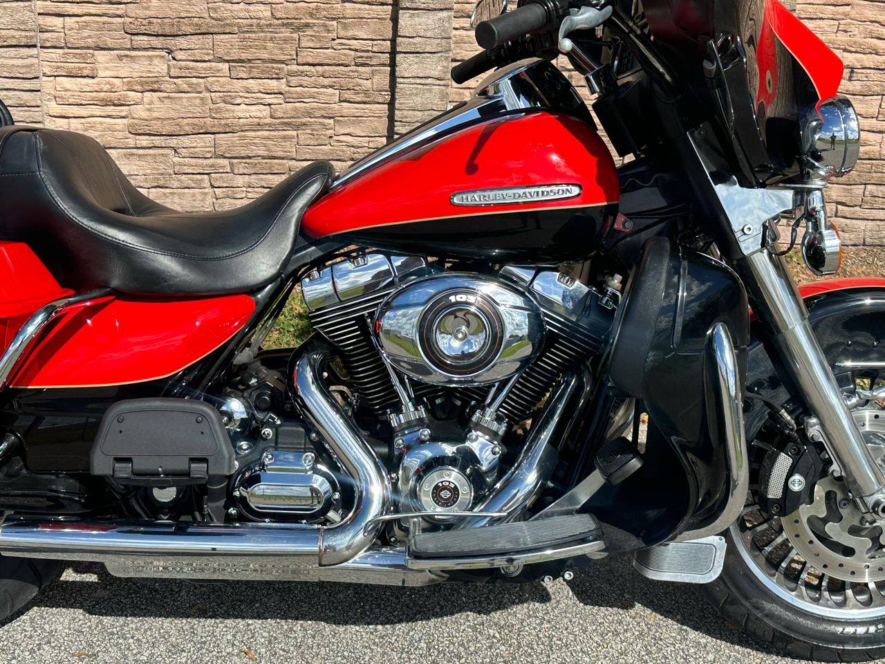 Harley-Davidson FLHTK  2010 Harley-Davidson FLHTK  2010