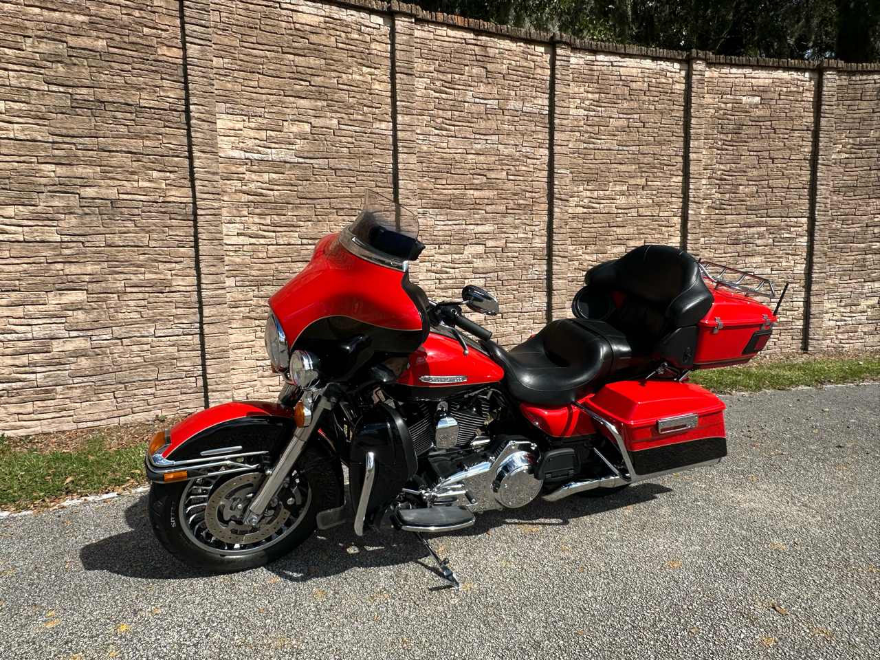 Harley-Davidson FLHTK  2010 Harley-Davidson FLHTK  2010