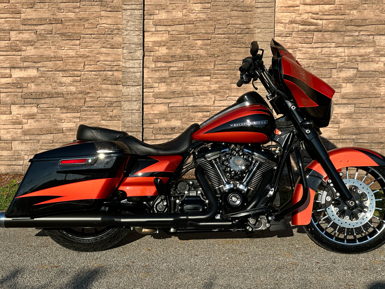 Harley-Davidson FLHXS  2019 Harley-Davidson FLHXS  2019