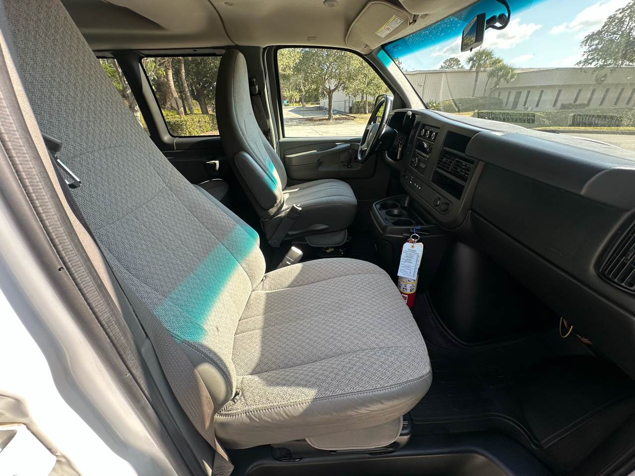 Chevrolet Express 2500 LT 2013