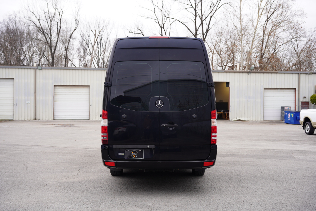 Mercedes-Benz Sprinter  2013