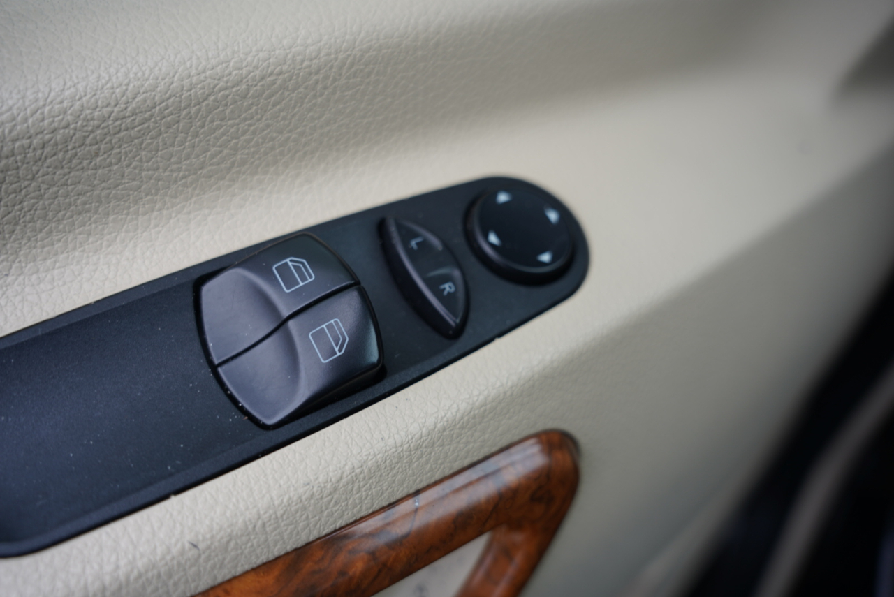 Mercedes-Benz Sprinter  2013