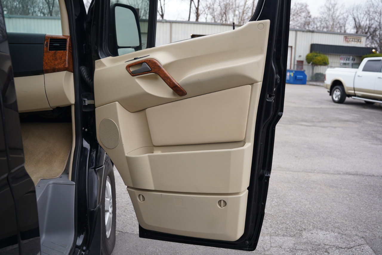 Mercedes-Benz Sprinter  2013