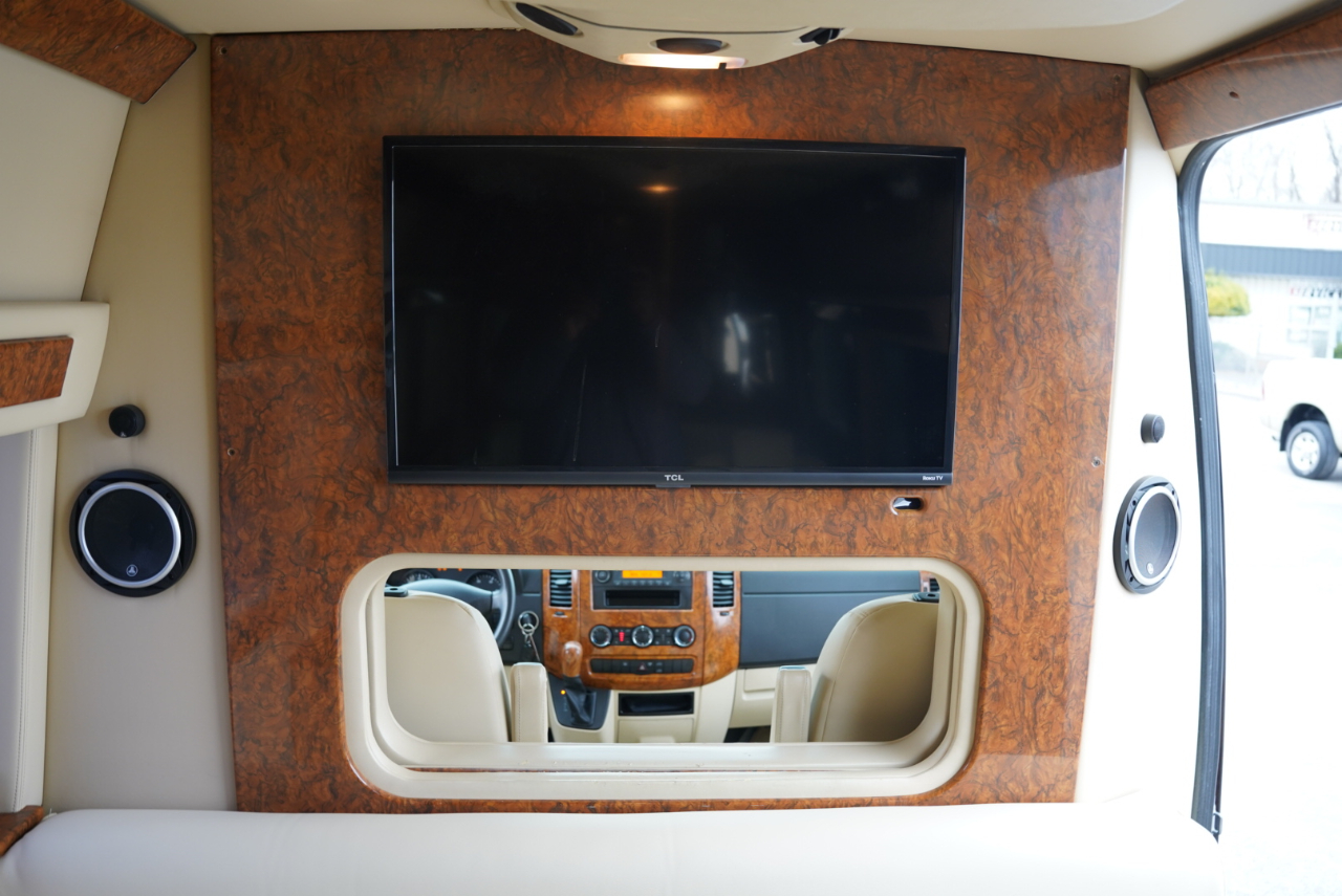 Mercedes-Benz Sprinter  2013