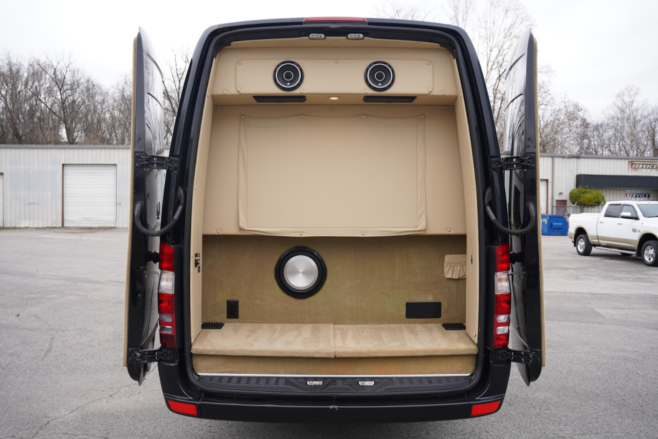 Mercedes-Benz Sprinter  2013