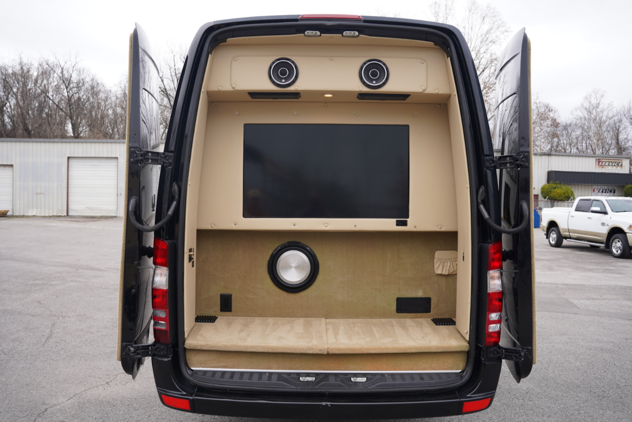 Mercedes-Benz Sprinter  2013