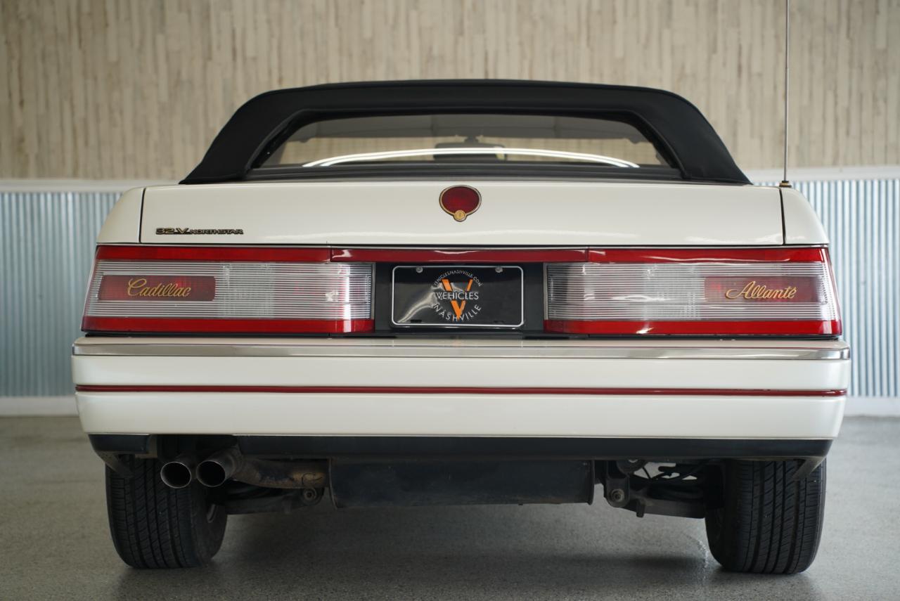 Cadillac Allante' photo 9