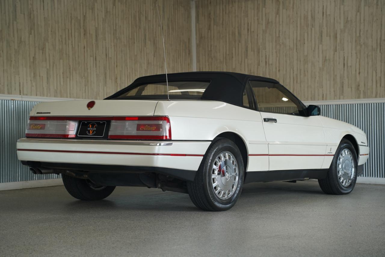 Cadillac Allante' photo 10