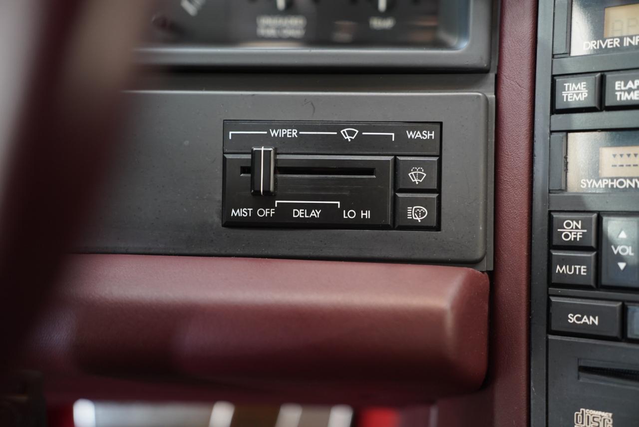 Cadillac Allante' photo 21
