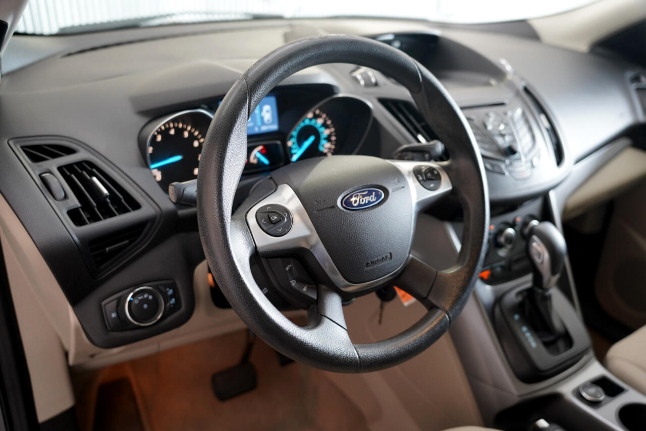 2015 Ford Escape SE photo 11