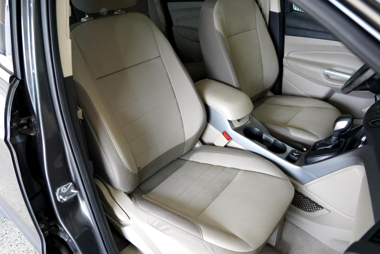 2015 Ford Escape SE photo 25