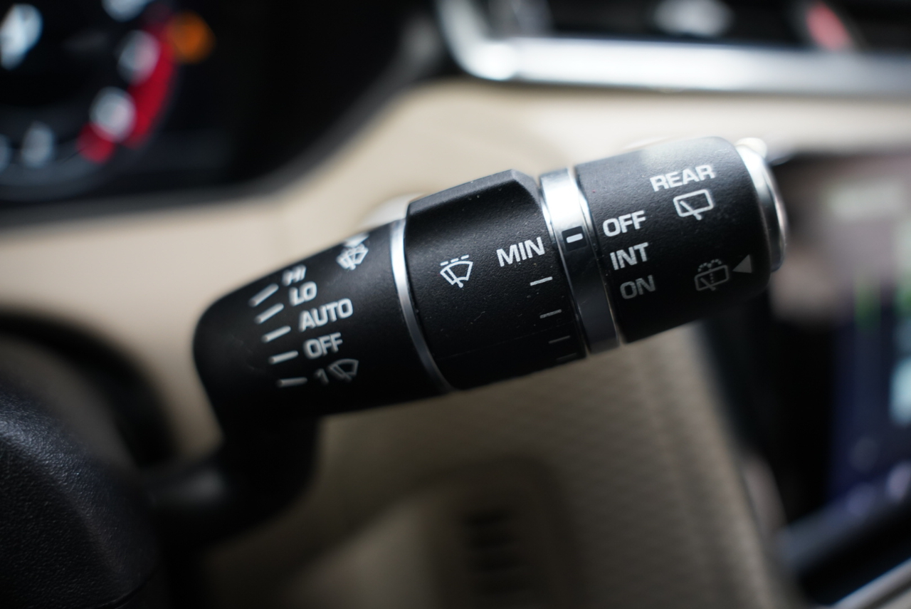 Land Rover Range Rover Velar P250 R-Dynamic SE 2018