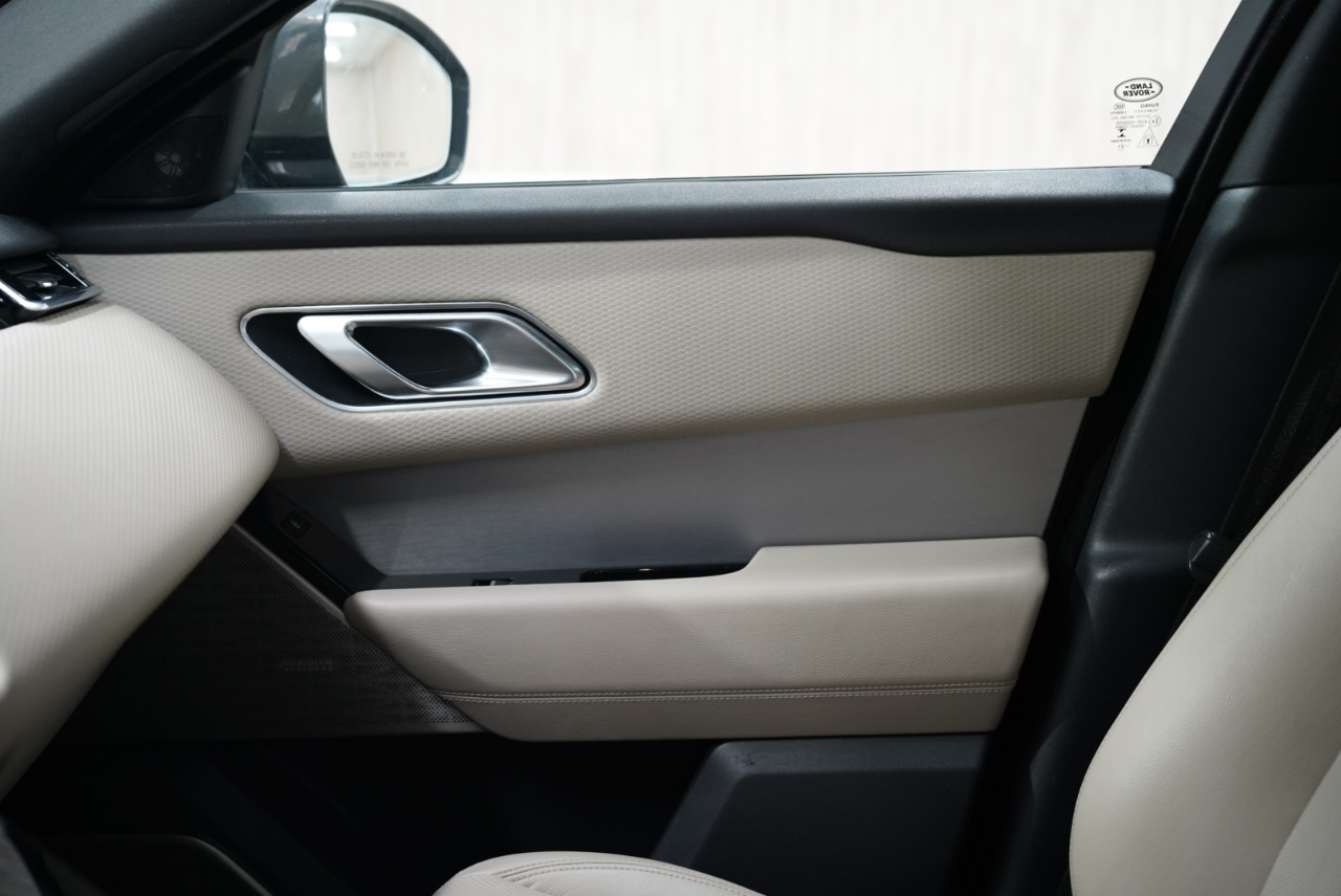 Land Rover Range Rover Velar P250 R-Dynamic SE 2018