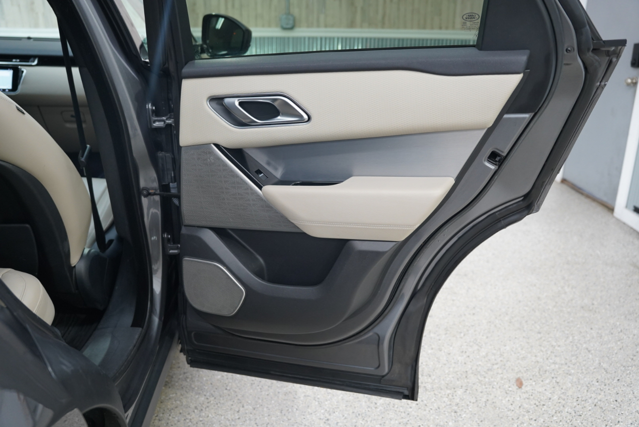 Land Rover Range Rover Velar P250 R-Dynamic SE 2018