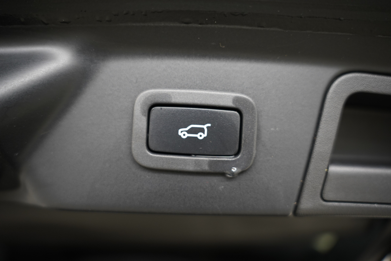 Land Rover Range Rover Velar P250 R-Dynamic SE 2018