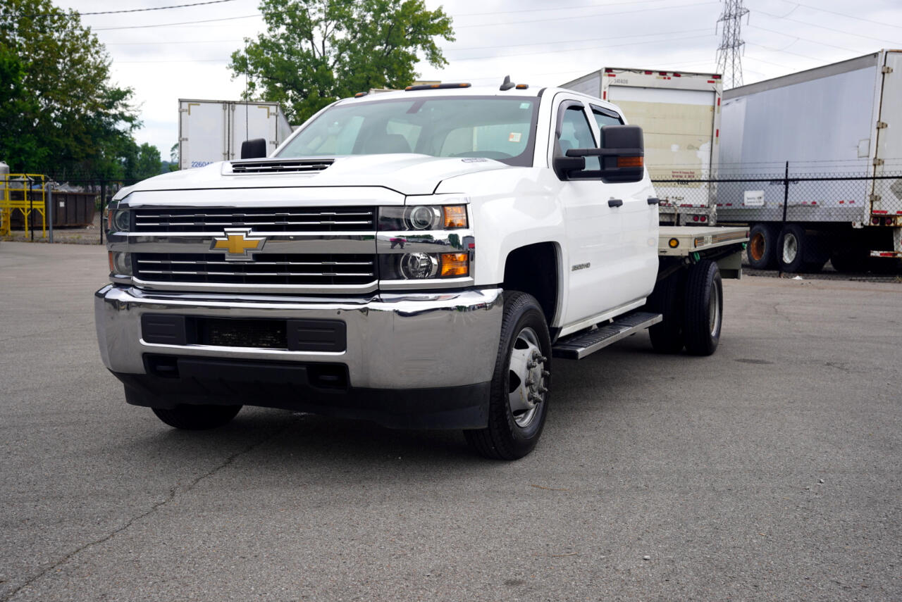 2018 Chevrolet Silverado 3500HD photo 4