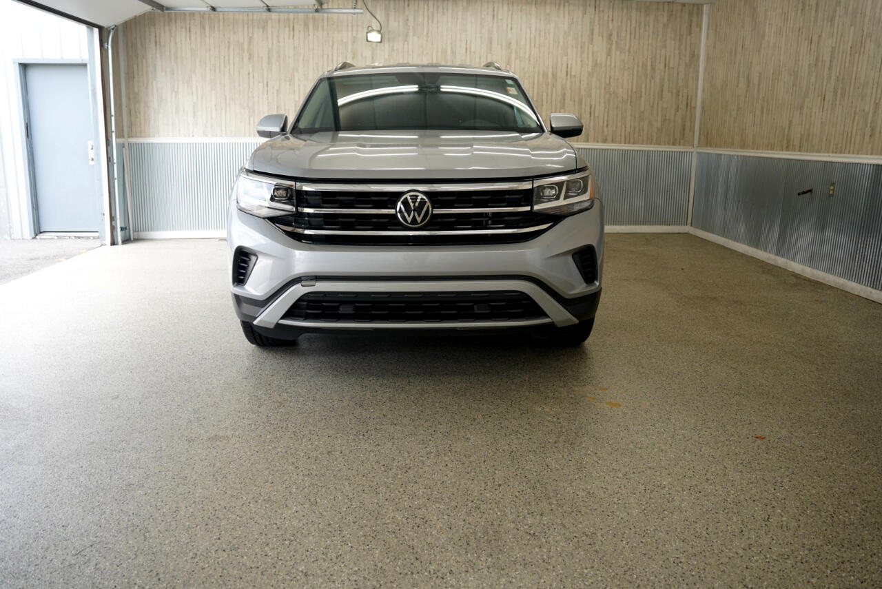 2023 Volkswagen Atlas SE photo 2