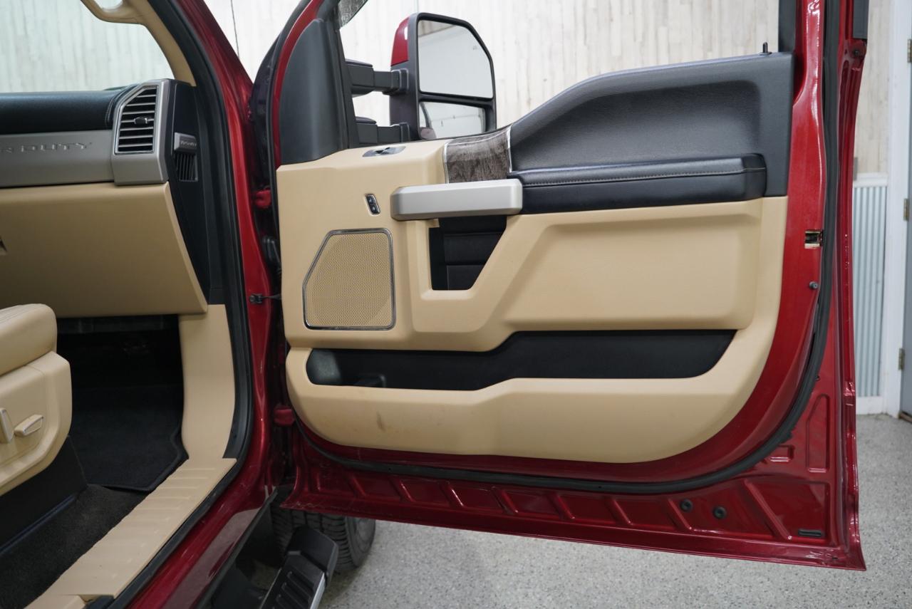 Ford Super Duty F-350 DRW  2017