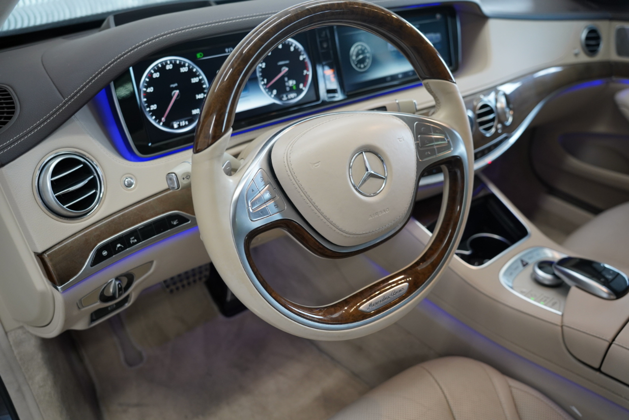 Mercedes-Benz S-Class 4dr Sdn S 550 4MATIC 2015 Mercedes-Benz S-Class 4dr Sdn S 550 4MATIC 2015