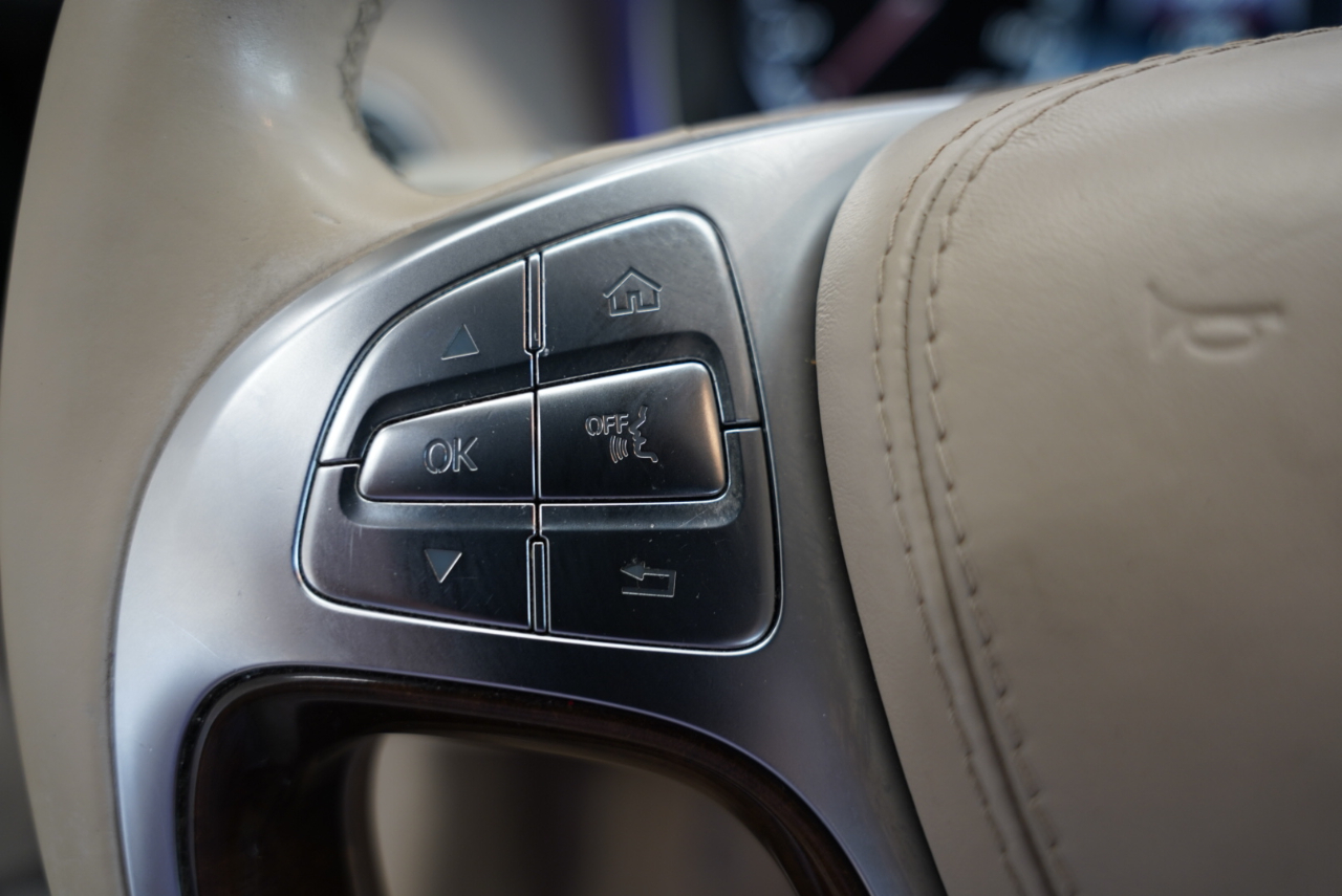 Mercedes-Benz S-Class 4dr Sdn S 550 4MATIC 2015 Mercedes-Benz S-Class 4dr Sdn S 550 4MATIC 2015