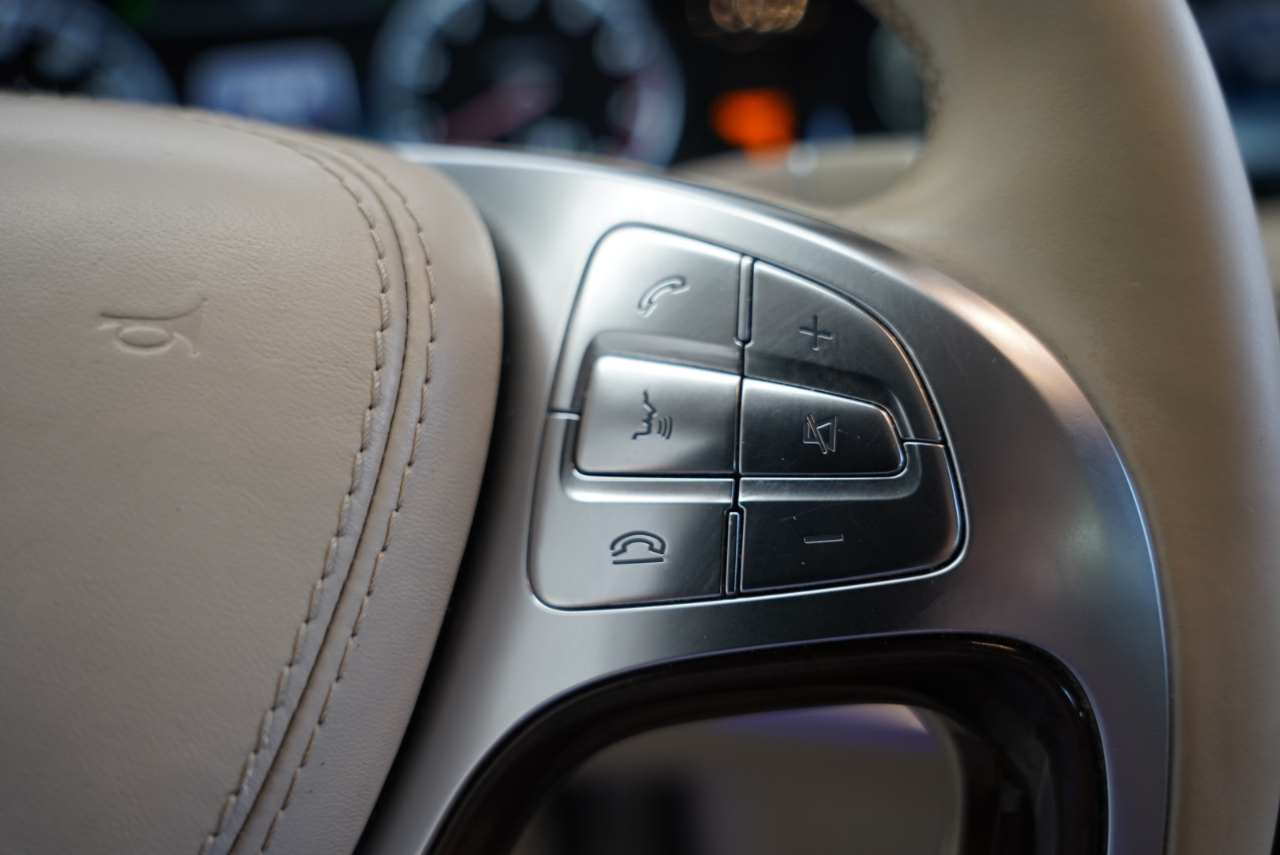 Mercedes-Benz S-Class 4dr Sdn S 550 4MATIC 2015 Mercedes-Benz S-Class 4dr Sdn S 550 4MATIC 2015