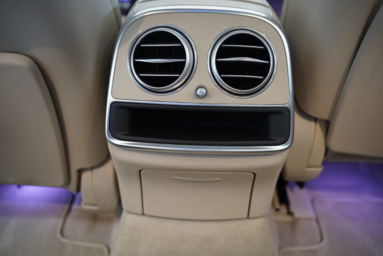 Mercedes-Benz S-Class 4dr Sdn S 550 4MATIC 2015 Mercedes-Benz S-Class 4dr Sdn S 550 4MATIC 2015